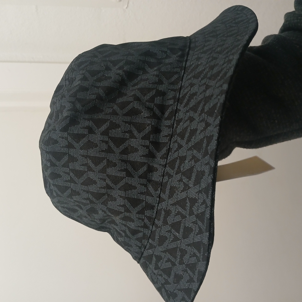 MICHAEL Michael Kors Black Patterned Hat